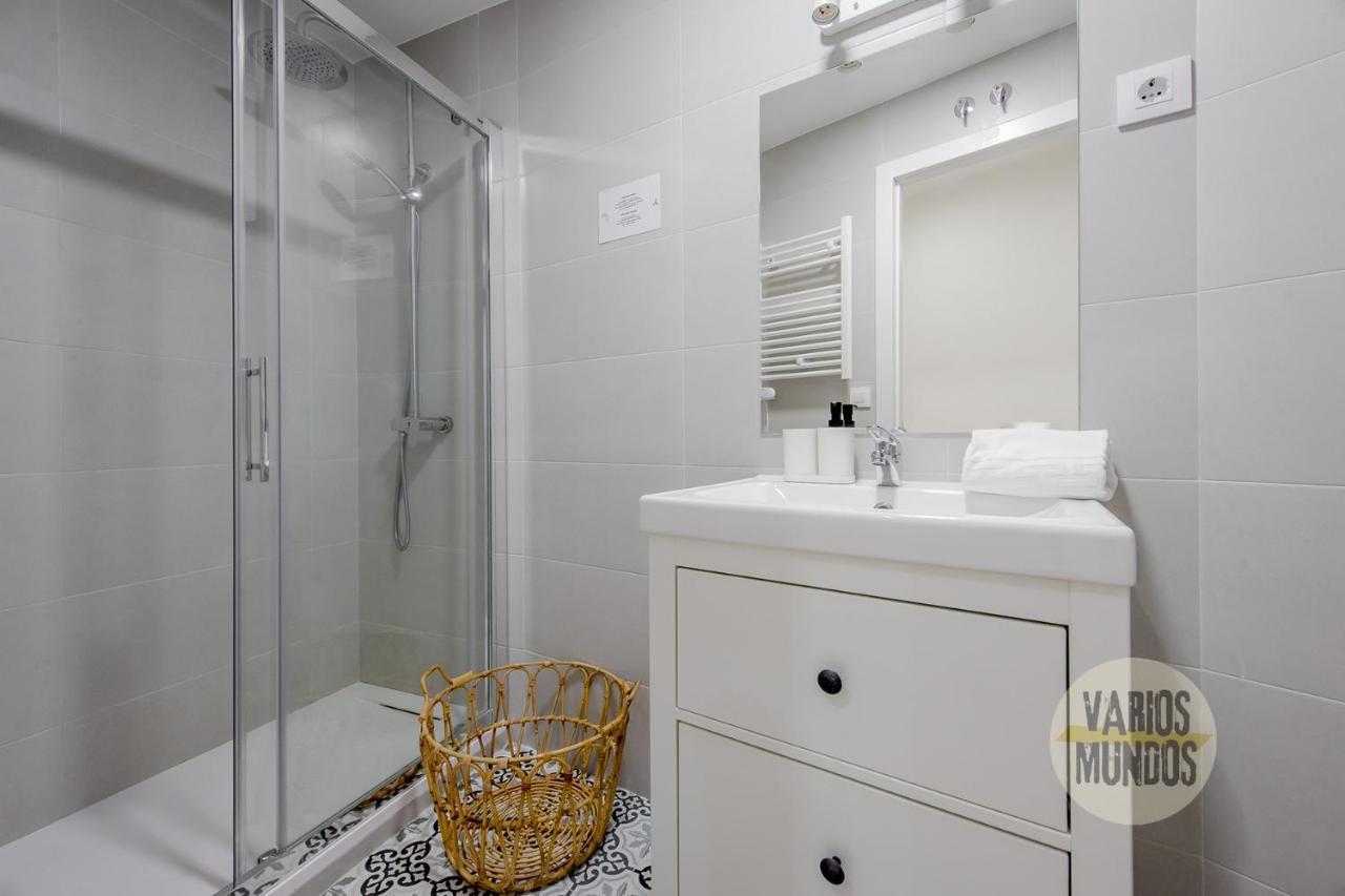 Spacious New Apartment Para 7 En La Plaza De Tirso De Molina Madrid Ngoại thất bức ảnh
