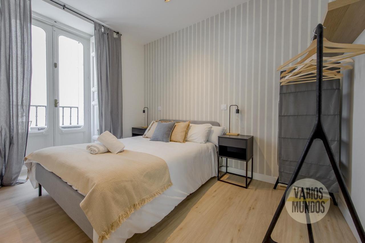 Spacious New Apartment Para 7 En La Plaza De Tirso De Molina Madrid Ngoại thất bức ảnh