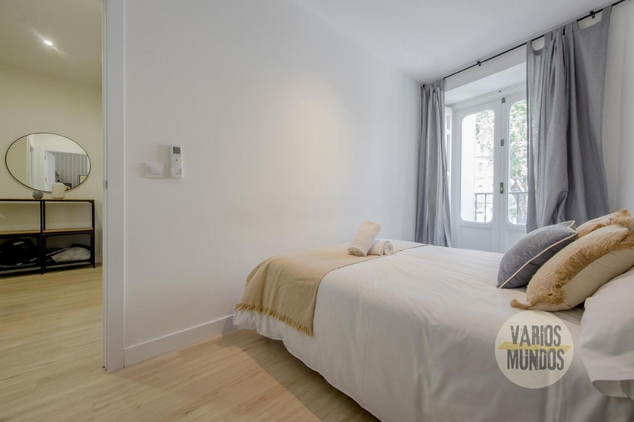 Spacious New Apartment Para 7 En La Plaza De Tirso De Molina Madrid Ngoại thất bức ảnh